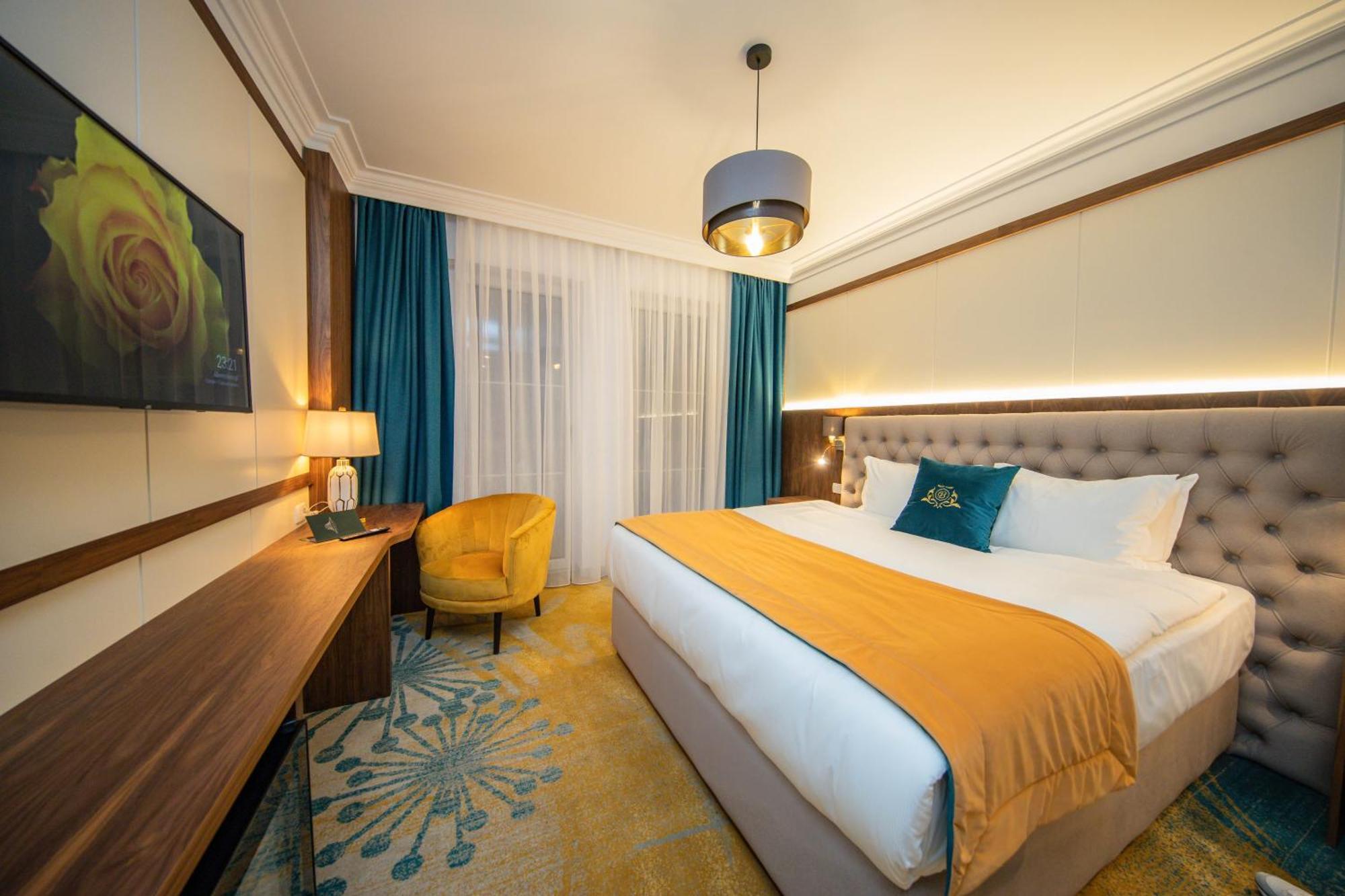 Grand Hotel Belushi Boge Экстерьер фото