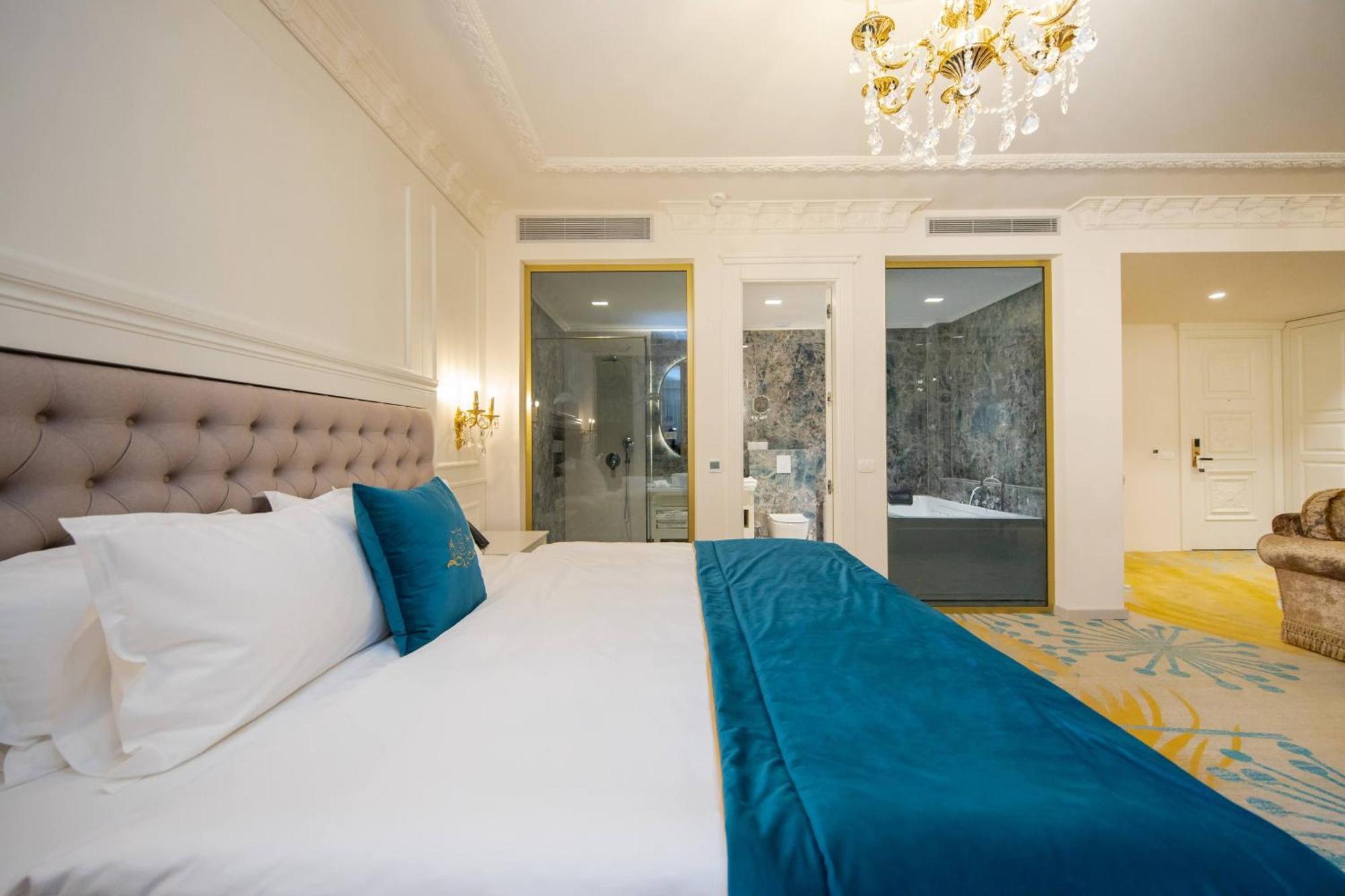 Grand Hotel Belushi Boge Экстерьер фото